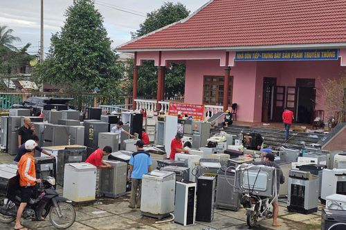 Hẹn nhau về vùng lũ giúp người dân tái thiết cuộc sống