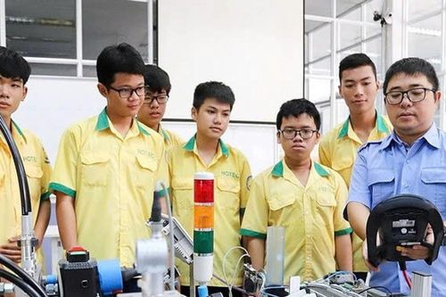 TP. Hồ Chí Minh: Sắp xếp mạng lưới giáo dục nghề nghiệp theo hướng mở, linh hoạt, hiện đại