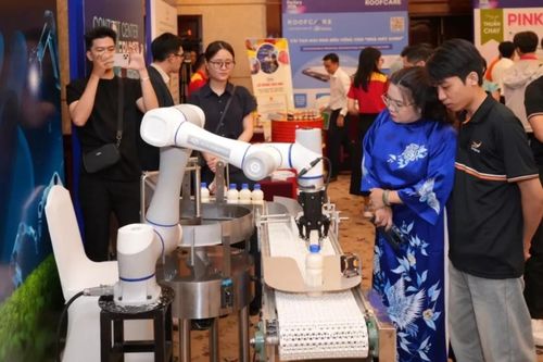 Doanh nghiệp xây dựng nhà máy thông minh