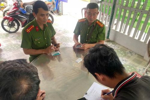 Nỗ lực chuyển hóa 'vùng xanh' về ma túy ở xã biển Thăng Trường