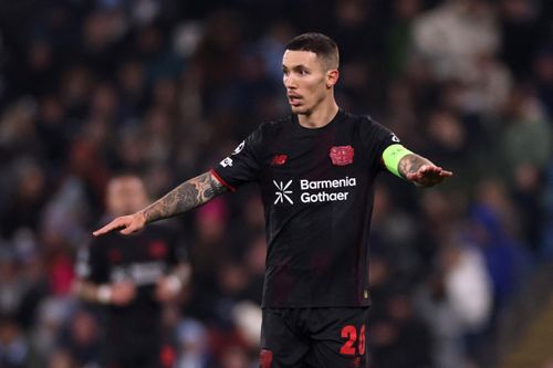 Leverkusen thua sốc