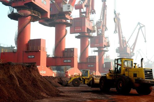 EU quyết giảm phụ thuộc vào Trung Quốc và Nga