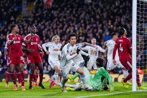 Liverpool đánh rơi chiến thắng tiếc nuối sau màn rượt đuổi kịch tính ở Elland Road