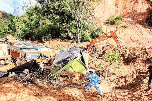 Mưa lũ lớn tại Indonesia và Sri Lanka