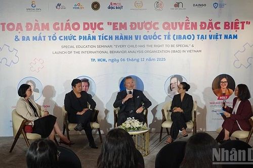 Tọa đàm 'Em được quyền đặc biệt'