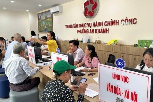 Tiếp tục hoàn thiện thể chế và nâng cao chất lượng nguồn nhân lực để đáp ứng yêu cầu nhiệm vụ
