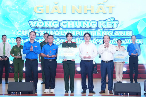 Ấn tượng tuổi trẻ Quân đội ở cuộc thi tiếng Anh