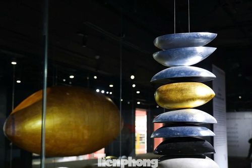 Chất liệu cũ trở thành tác phẩm nghệ thuật độc đáo tại Hà Nội