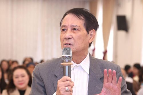 'AI đang được đưa vào các trường một cách tràn lan, không có kiểm soát'