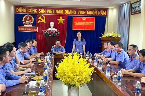 VKSND Khu vực 13, tỉnh Đắk Lắk xác định công tác đột phá 'Đẩy mạnh ứng dụng công nghệ thông tin, chuyển đổi số'