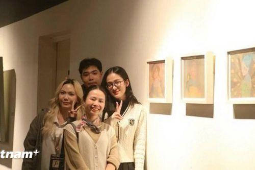 'Nữ Thời': Khi nghệ thuật đa phương tiện kể câu chuyện vẻ đẹp, bản lĩnh phụ nữ