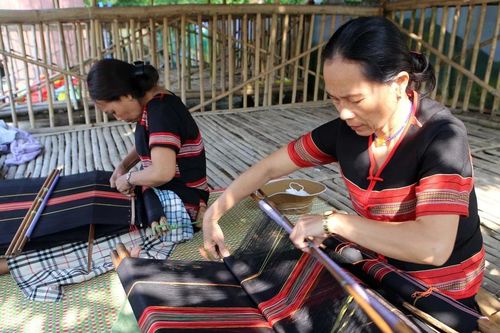 Tái hiện trích đoạn lễ kết nghĩa của dân tộc Cơ Tu: Đề cao sự gắn kết cộng đồng
