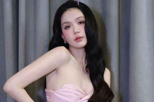 Review tai nghe của Ngọc Trinh: Có đáng mua hay không?