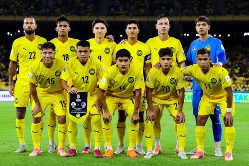 Bóng đá Malaysia hỗn loạn trước thời khắc định mệnh với FIFA