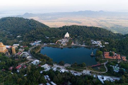 Bình yên Thiên Cấm Sơn