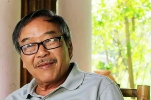 Đynh Trầm Ca thất thểu trong một miền bão lớn