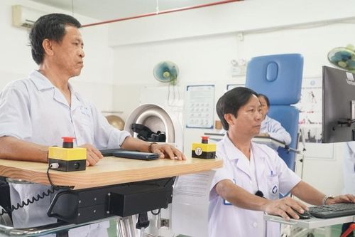 Người thầy thuốc tiên phong chuyển đổi số trong phục hồi chức năng