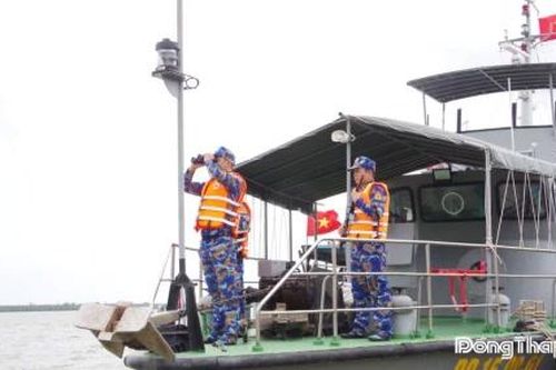 Bài toán kinh tế và giữ vững an ninh quốc phòng