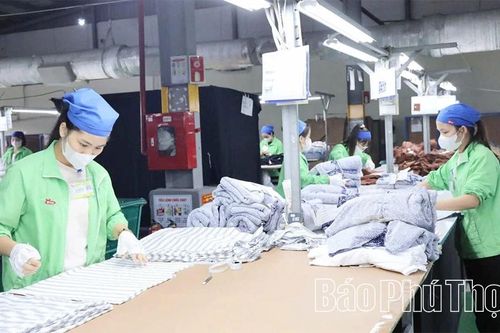 Doanh nghiệp tăng tốc sản xuất, kinh doanh dịp cuối năm