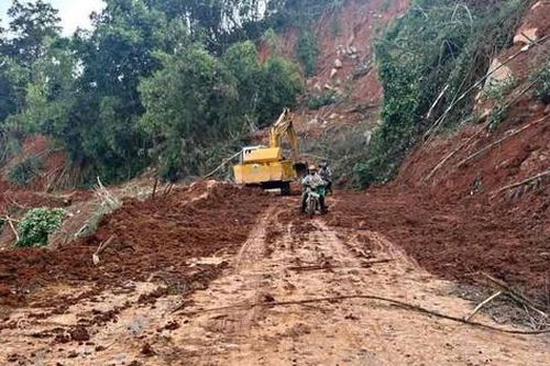 Lâm Đồng: Thông xe đèo Gia Bắc sau nhiều ngày gián đoạn vì sạt lở