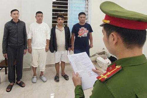Bắt nhóm người Việt Nam và Trung Quốc giữ người trái phép vì vay tiền đánh bạc