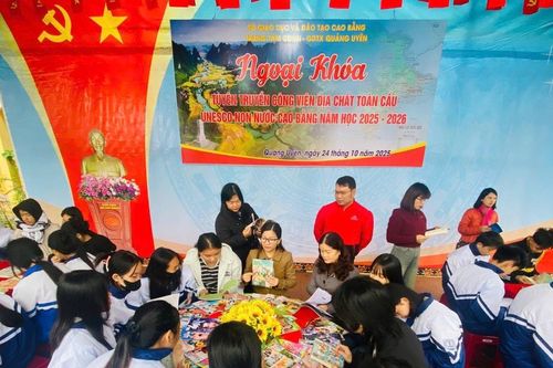 Những chuyến xe thư viện lưu động gieo tri thức và ước mơ