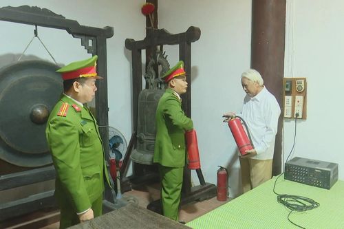 Phòng ngừa hỏa hoạn tại Di tích chùa Hương
