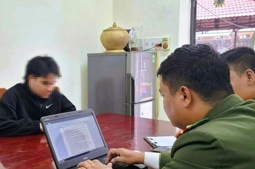 Bịa chuyện bát phở 300.000 đồng để câu like bán quần áo