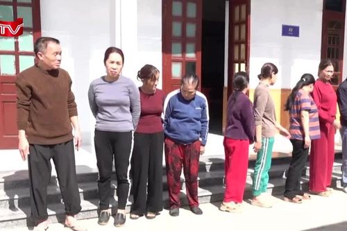Đột kích sới xóc đĩa lưu động 'ẩn' sâu trong rừng