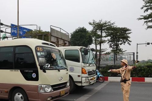 Hà Nội: siết chặt hoạt động quản lý vận tải dịp cuối năm