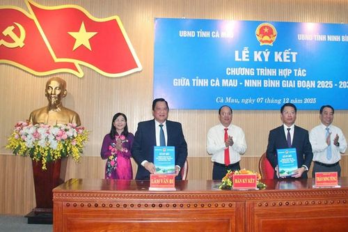 Cà Mau và Ninh Bình tăng cường hợp tác trên nhiều lĩnh vực