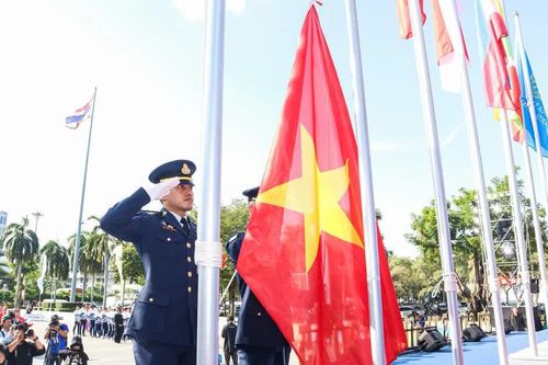 Đoàn Thể thao Việt Nam dự lễ thượng cờ SEA Games 2025, sẵn sàng tranh tài
