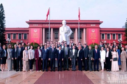 Khai mạc chương trình bồi dưỡng, trao đổi chuyên đề với công chức cao cấp của Liên bang Nga