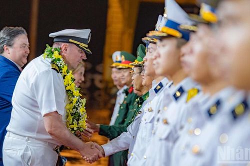 Hải quân Hoa Kỳ thăm Đà Nẵng: Thắt chặt hợp tác toàn diện nhân kỷ niệm 30 năm quan hệ
