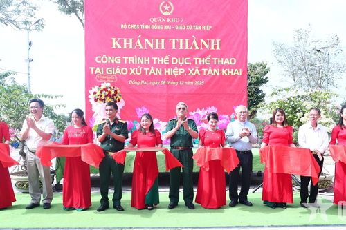 Khánh thành, bàn giao công trình thể dục - thể thao tặng Giáo xứ Tân Hiệp
