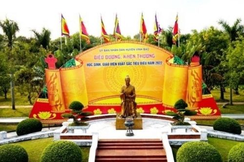 Phát huy những giá trị di sản của Trạng trình Nguyễn Bỉnh Khiêm
