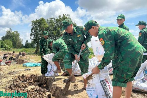 Điểm tựa của lòng dân nơi tuyến đầu biên giới
