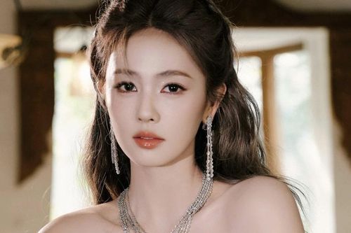 Bạch Lộc bị chỉ trích