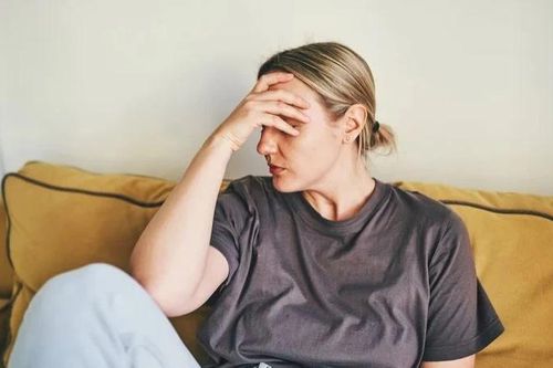 Giải mã cảm giác 'thiếu không khí' của cơ thể: Lo âu là thủ phạm