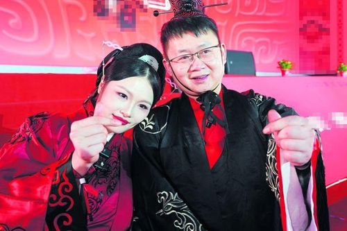 Cô gái kết hôn với người lính từng cứu sống mình năm 11 tuổi, mạng xã hội xúc động