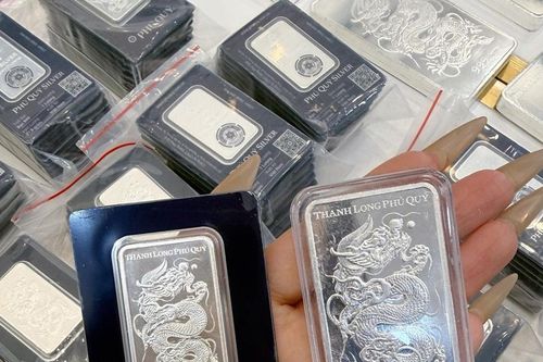 Giá bạc hôm nay 8/12/2025: Giữ xu hướng tăng