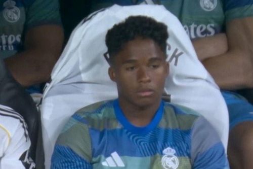 Real Madrid nhận 3 thẻ đỏ, Endrick bị đuổi từ ghế dự bị