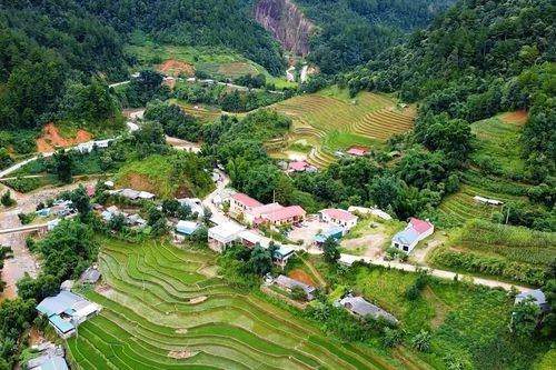 Những thay đổi trong đội ngũ cán bộ xã