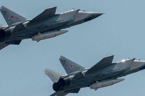 Nga phóng 27 tên lửa Kinzhal vào Ukraine trong tháng 11