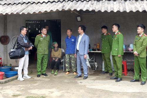 Mái ấm từ tấm lòng chiến sĩ