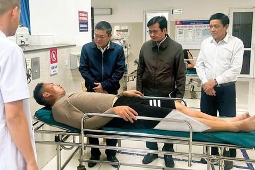 Lãnh đạo tỉnh Quảng Trị thăm hỏi, động viên các nạn nhân vụ tai nạn làm hai người tử vong