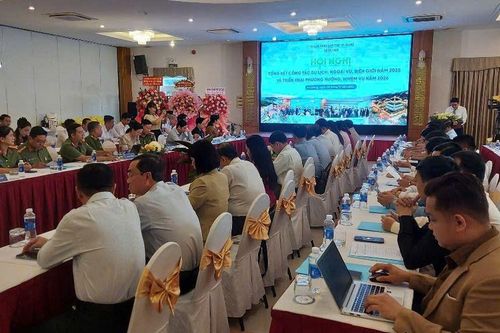 Du lịch An Giang tăng trưởng mạnh, đặt mục tiêu đón 25 triệu lượt khách trong năm tới