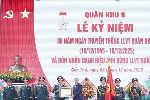 Tổng Bí thư Tô Lâm dự Kỷ niệm 80 năm Ngày truyền thống Quân khu 9