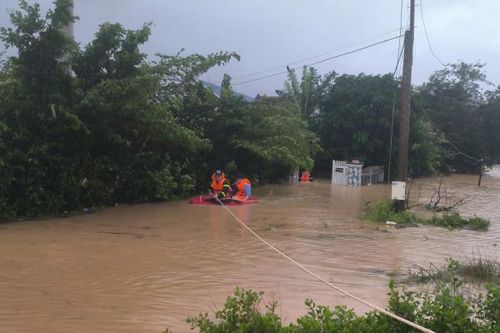 Công an vào cuộc kiểm tra quy trình vận hành xả lũ tại các hồ chứa ở Khánh Hòa