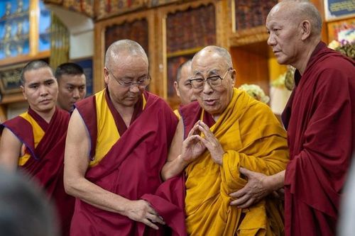 Đức Đạt Lai Lạt Ma cầu nguyện, chia buồn đến nạn nhân thiên tai khốc liệt tại châu Á
